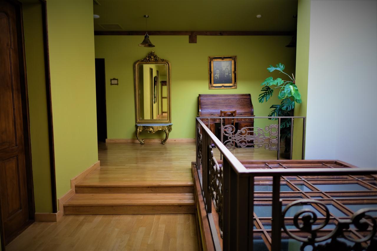 Writers' House Residency Hotel Tbilisi Luaran gambar