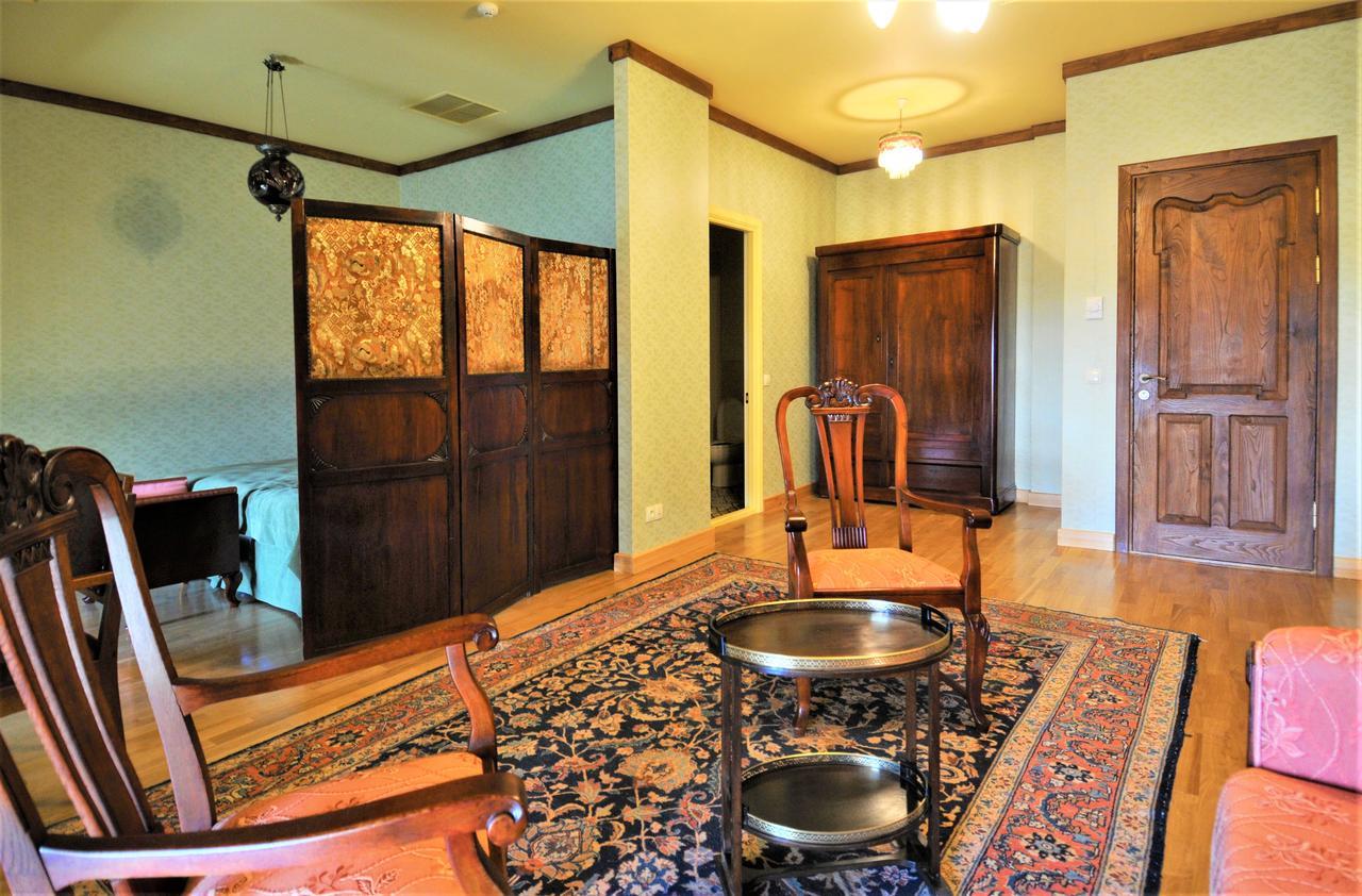 Writers' House Residency Hotel Tbilisi Luaran gambar